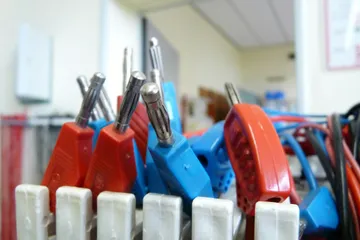 Elektrotechnische Anschlüsse