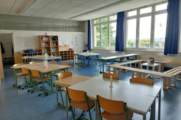 Klassenraum mit Aussicht über das Ruhrtal